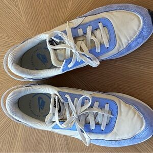 Nike White Knit Running Shoes